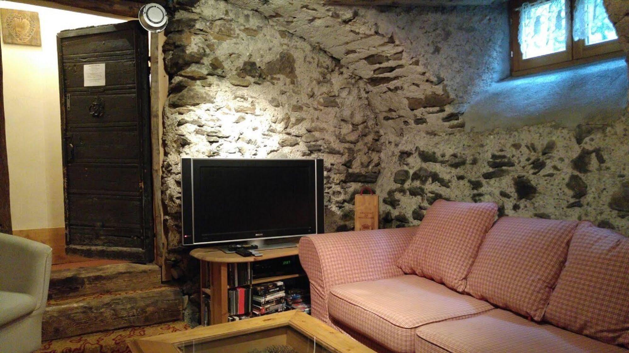 Chalet Pele - Alpes Travel - Central Chamonix - Sleeps 11 Buitenkant foto